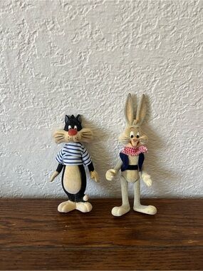 Looney Tunes Sylvester & Bugs Bunny Figures